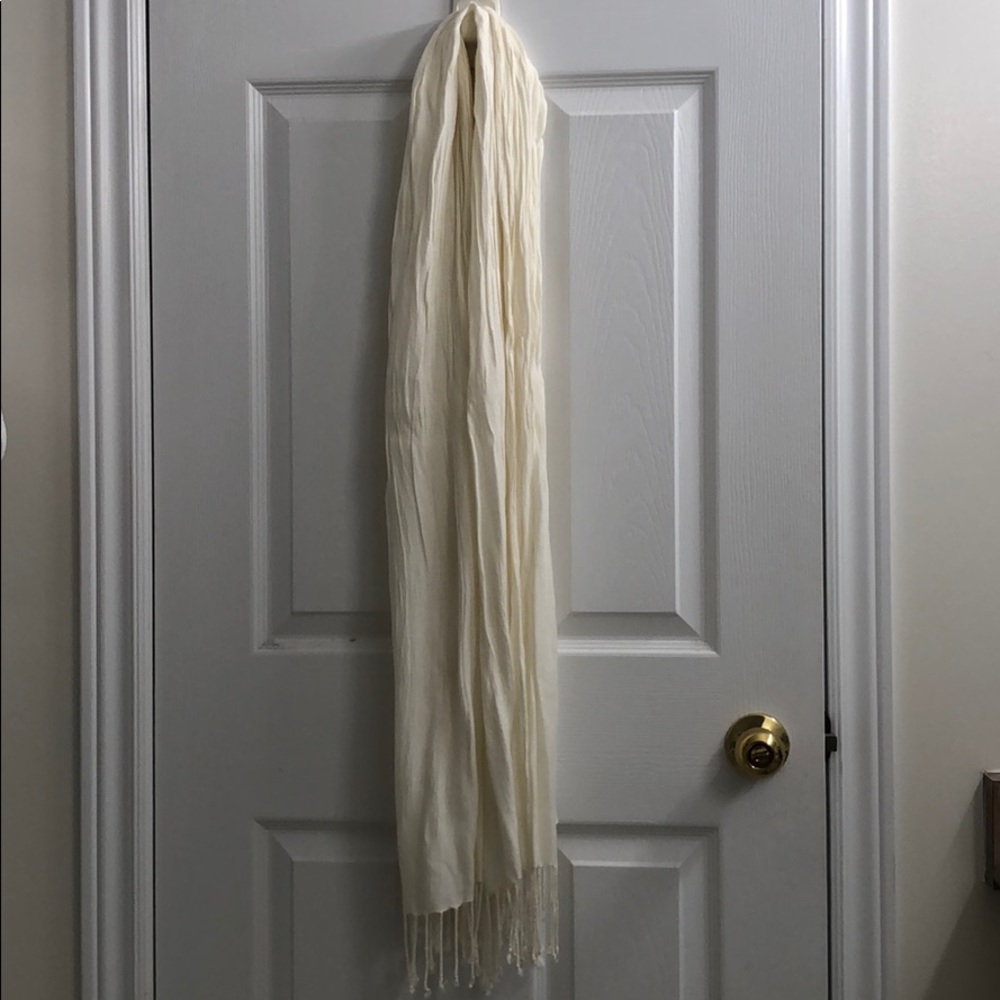 100% Viscose white creamy colour long scarf/wrap